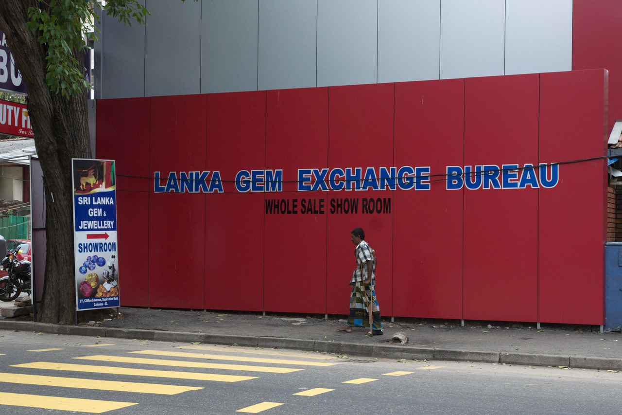  Sri Lanka Gem Exchange 2. Tagged with 21x30, Advertisement, Facade, House, Message, Printed, Subject, Urban
