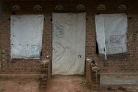 Click to enlarge: Windows and Door [f/6.3, 1/200 sec, 16mm-e, ISO 200, Sony A700]