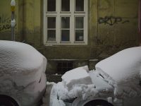 Snow, Wall