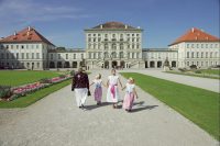 On the way to the palace